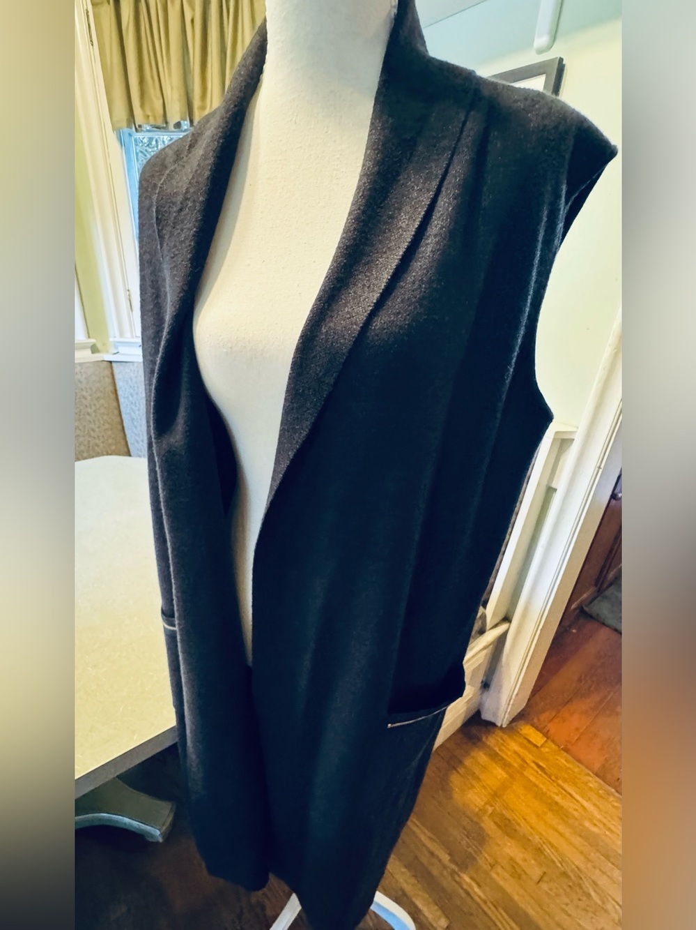 NWT Magaschoni Charcoal Gray Longline Sweater Vest – Size Medium